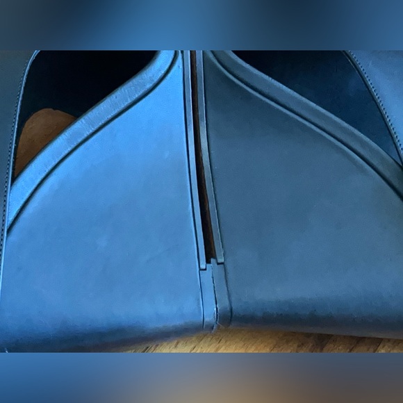 VInce Kaya leather cut out accent sandals, USED - Picture 8 of 13